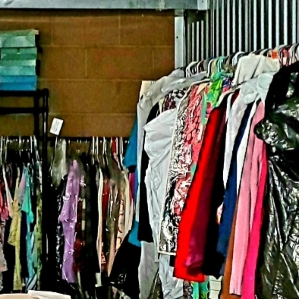 🔴👗 MYSTERY BUNDLE 🧥 - Picture 9 of 12